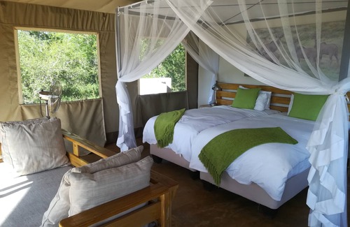 Thorny Bush Game Reserve Otro | Honeyguide Khoka Moya Camp
