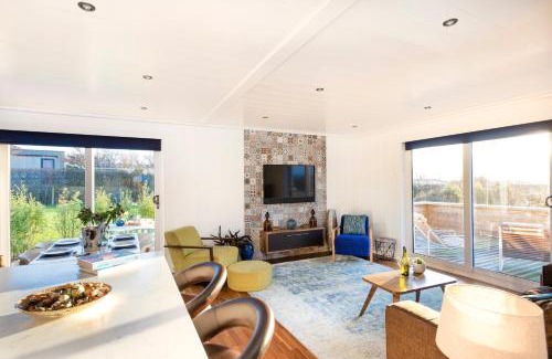 Cheddar Casa | Honeyhurst Lodge, Strawberryfield Park