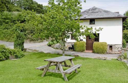Holcombe Burnell Casa | Honeysuckle Cottage - 29938