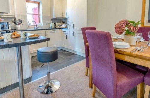 Llanfyrnach Casa | Honeysuckle Cottage - Wellstone