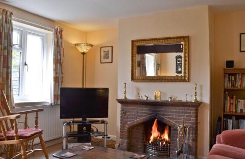 Minsterley Casa | Honeysuckle Cottage