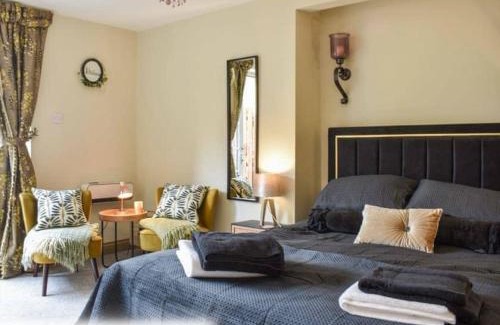 Penrith Casa | Honeysuckle Cottage & Whinfell Studio