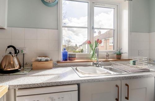 Halesworth Casa | Honeysuckle