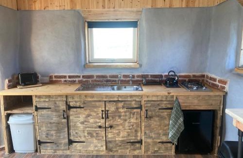Forres Casa | Honeysuckle Straw Bale Cabin