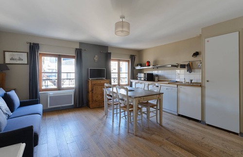 Honfleur Apartamento | Honfleur. 4 PERSONAS. BRILLANTE. UBICACIÓN PERFECTA. ESTACIONAMIENTO PRIVADO. WIFI GRATUITO