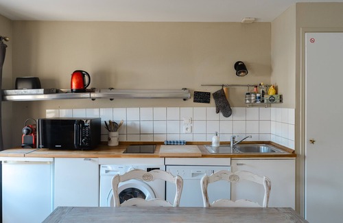 Honfleur Apartamento | Honfleur. 4 PERSONAS. BRILLANTE. UBICACIÓN PERFECTA. ESTACIONAMIENTO PRIVADO. WIFI GRATUITO