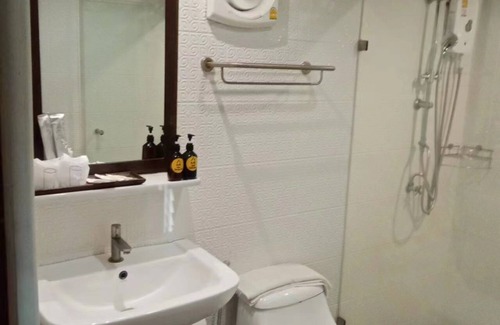 Nong Kwai Hotel | Hong Feng 168 Villa Hotel