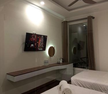 Phuong Hotel | Hong Nhan Hotel