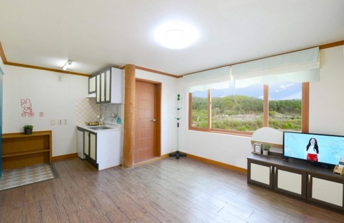 Hwachon Casa | Hongcheon Eorinwangja Pension