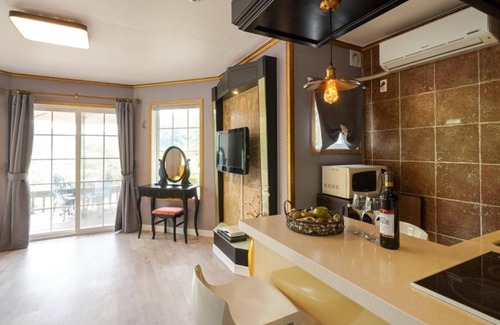 Seo Casa | Hongcheon The Wizard of Oz Pension