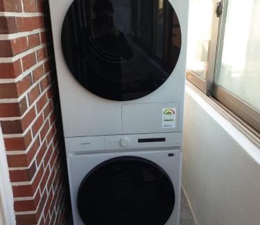 Seogang-dong Apartamento | Hongdae 1 minute Hongik University Station 10 minutes Hongdae Street 5 minutes Spacious living room 141m2 Cozy space 2bathroom