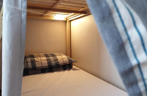 Sinchon-dong Casa | Hongdae Cheese Guesthouse