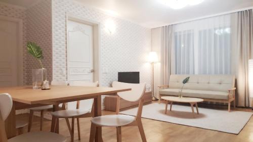 Sinchon-dong Apartamento | Hongdae Zoe Three Room House