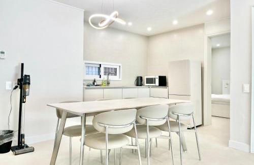 Sinchon-dong Apartamento | Hongdae Zoe Three Room House