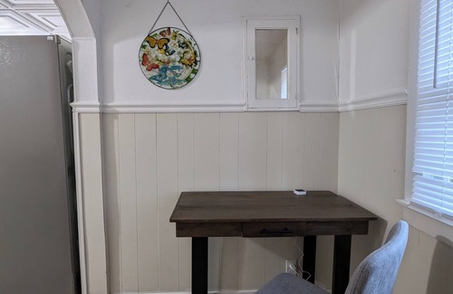 Marion Casa | Hook, Wine & Sinker - 2Bed/1Bath w Game Space and Extra Parking