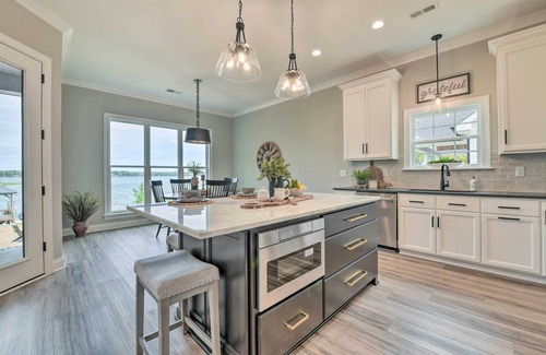 Norwood Casa | Hooked On Tillery Escape it All