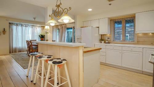 Saugatuck Apartamento | Hoopdee Scootee Suite