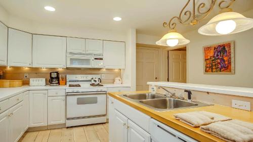 Saugatuck Apartamento | Hoopdee Scootee Suite