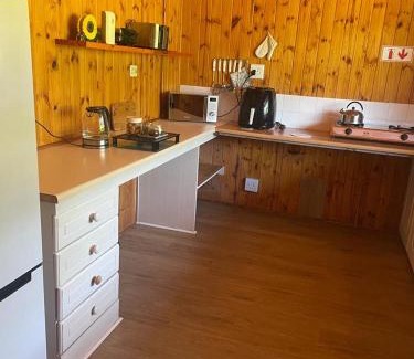 Albert Falls Apartamento | Hoopoe log cabin NO 2