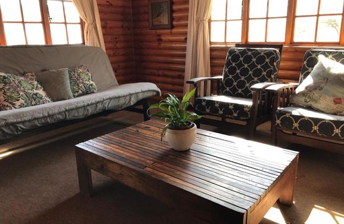 Albert Falls Apartamento | Hoopoe log cabin
