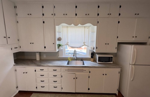 New Haven Apartamento | Hooyah Navy! Super Sweet Summit!