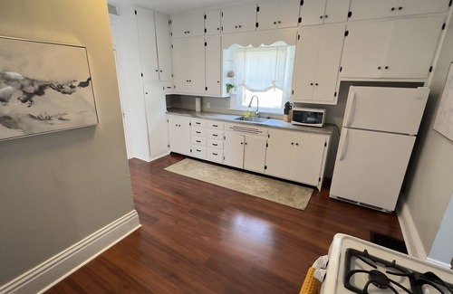New Haven Apartamento | Hooyah Navy! Super Sweet Summit!