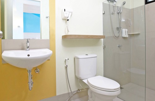 South Triangle Hotel | Hop Inn Hotel Tomas Morato Quezon City