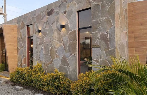 Salas Casa | HOP Terracota in Cerro Prieto