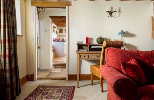 Longborough Cabaña | HOPE COTTAGE, family friendly, with open fire in Longborough