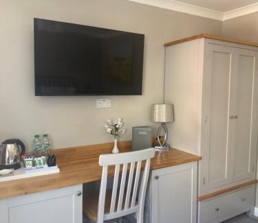 Cheltenham Casa | Hope Orchard En-Suite Rooms