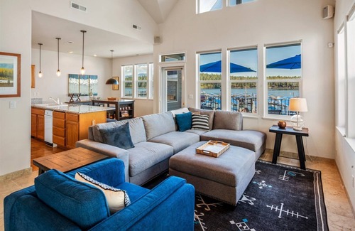 East Hope Casa | Hope Waterfront Condo at Holiday Shores | Waterfront View