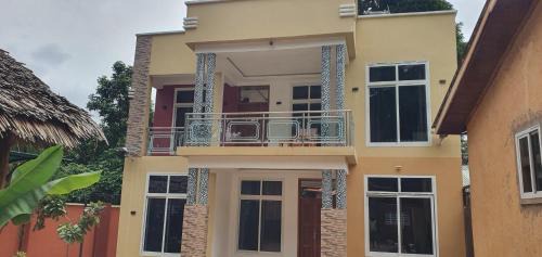 Moshi Casa | Hopeland Villas