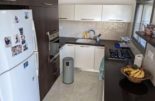 Haifa Apartamento | HOREV 1,000 SQ FT 1WK min 4BR Film Festival & Beach