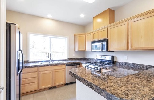 Renton Casa | Horizon Villa: Gated Community