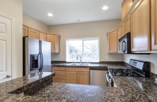 Renton Casa | Horizon Villa: Gated Community