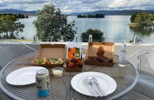 Jindabyne Apartamento | Horizons 424 Lake Jindabyne Waterfront 2 Bedroom Apartment