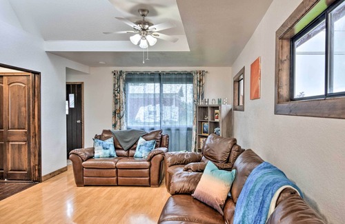 Crescent City Casa | Horse and Dog-Friendly Home Near Redwoods!