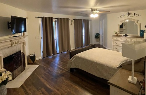 Vista Otro | Horses, Events, Heated Pool, Theatre, close to Legoland, SD Zoo & more!