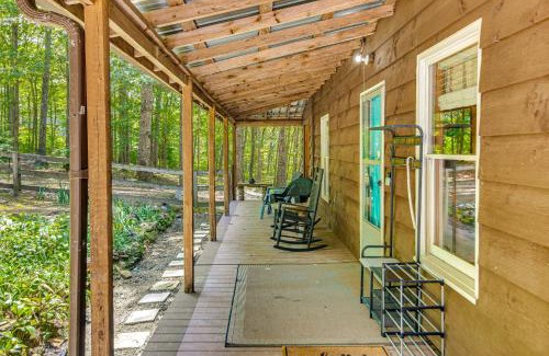 Jamestown Casa | Horses Welcome! Jamestown Home with Fenced Pasture