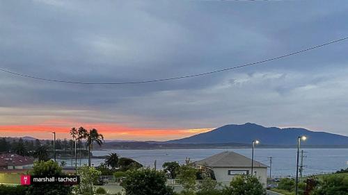 Bermagui Casa | Horseshoe Beach House 4 Young Street, Bermagui