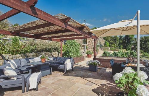 Holmesfield Casa | Horseshoe House