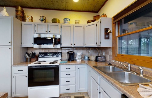 Townsend Casa | Horsin Around Tennessee
