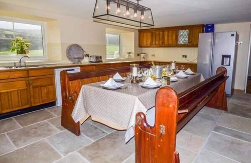 Eastgate Cabaña | Horsley Head Holidays, EASTGATE