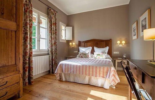Torroella de Fluvia Cama Y Desayuno | Hort de Sant Cebrià