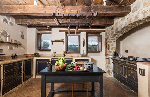 Seggiano Casa | Hortulanus Luxury Estate