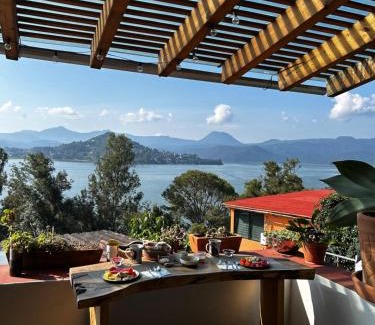 El Santuario Casa | Hospedaje Anturios Valle de Bravo