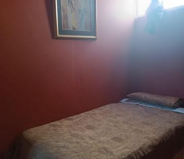 Buenos Aires Norte Casa | Hospedaje Barato Mi Casita de Colores