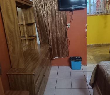 Buenos Aires Norte Casa | Hospedaje Barato Mi Casita de Colores