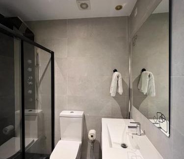 Torrejón de Ardoz Casa | HOSPEDAJE CORREDOR DE HENARES