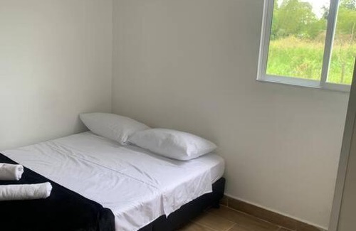 Pereira Casa | HOSPEDAJE MUY CERCA A UKUMARI,CONSOTA Y EXPOFUTURO